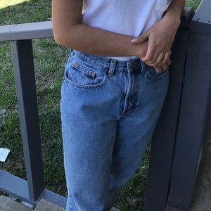 Vintage high waisted jeans